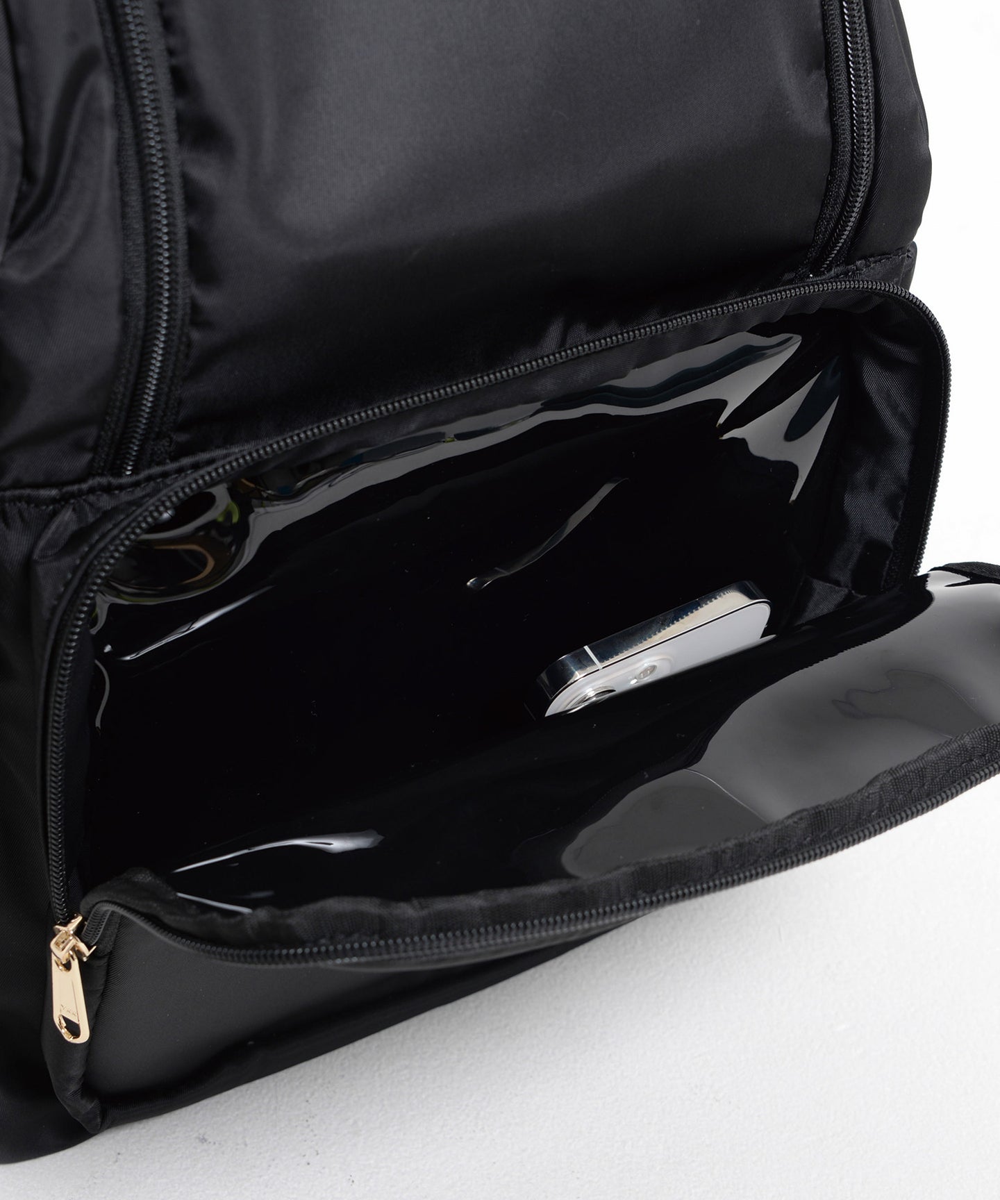 Arnold Palmer マルチポケット リュック